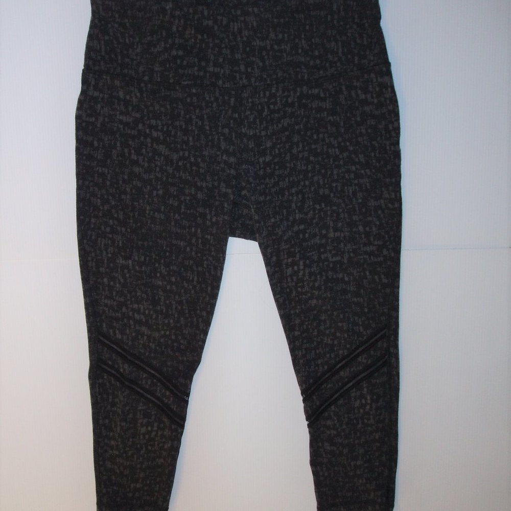 XERSION workout yoga leggings Mesh accent Size 1X mid-calf, crop